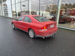 Volvo S60 2006 Punainen