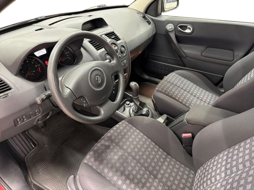 Renault Megane 2008 Punainen