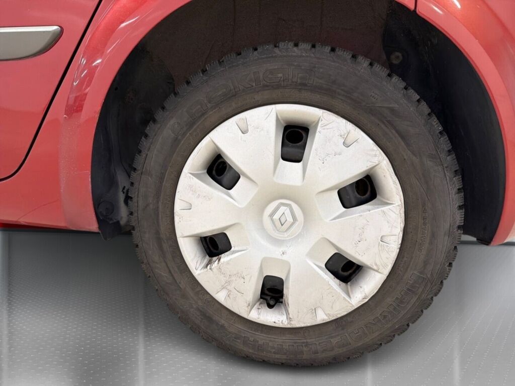 Renault Megane 2008 Punainen