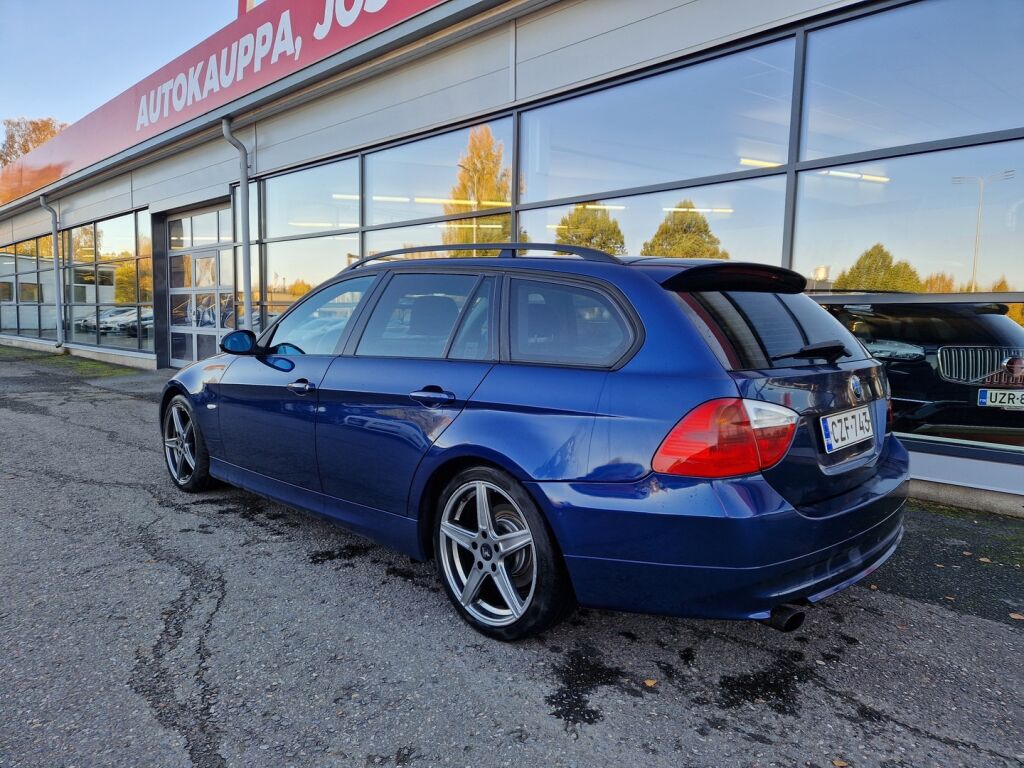 BMW 318 2006 Sininen