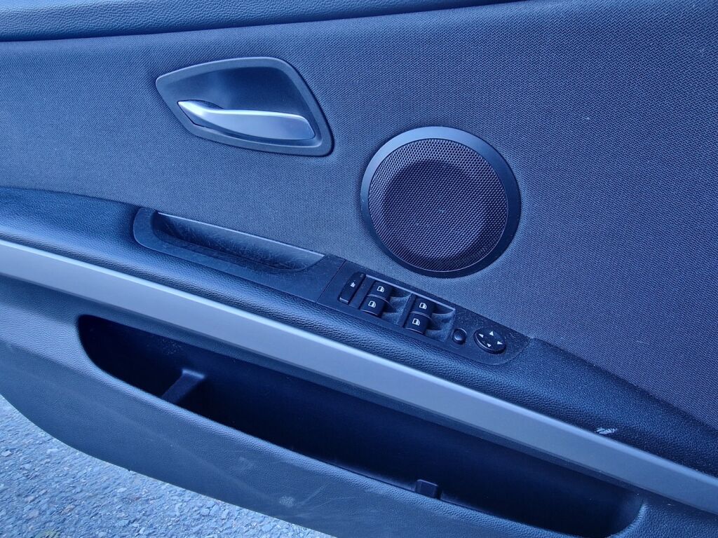 BMW 318 2006 Sininen