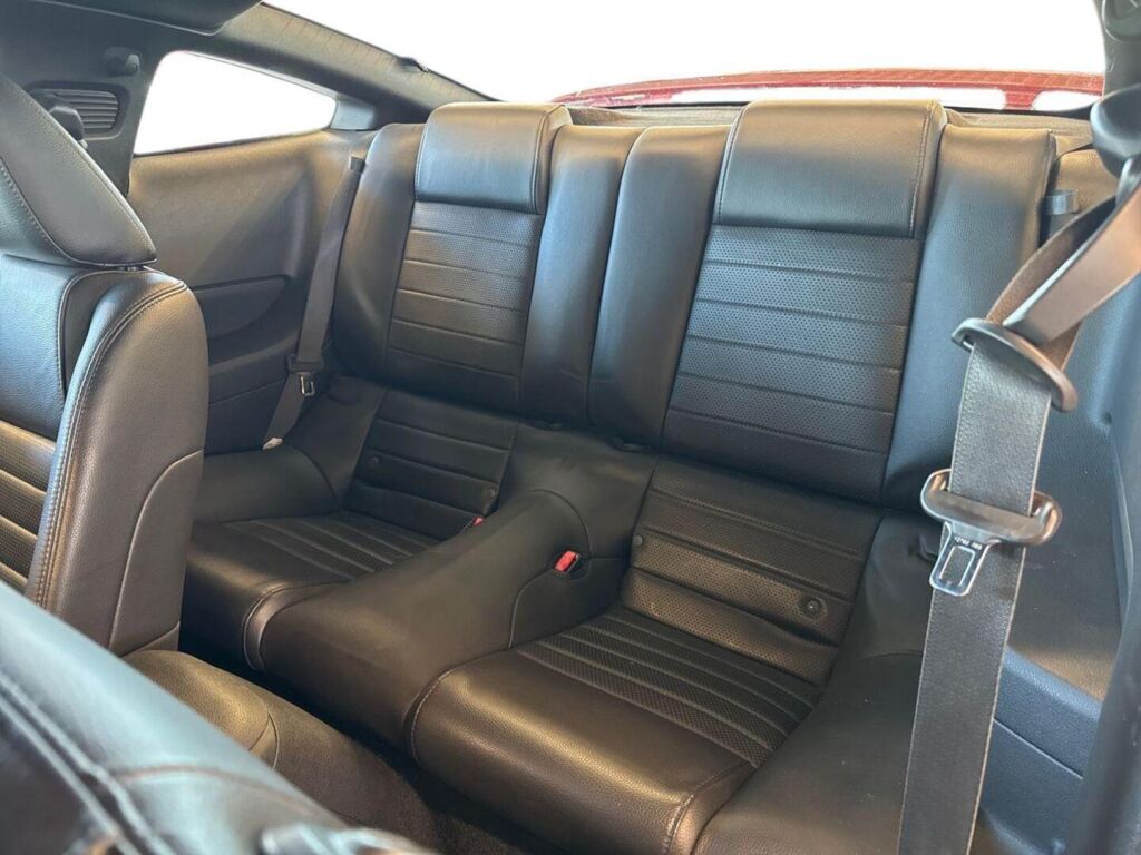 Ford Mustang 2007 Punainen