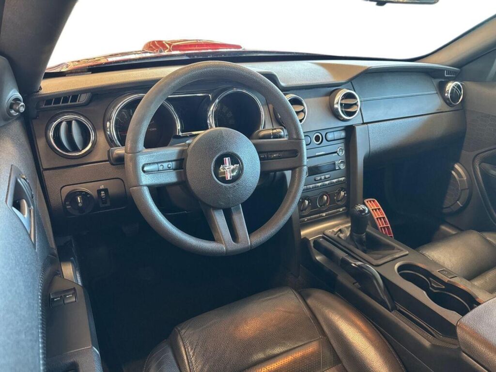 Ford Mustang 2007 Punainen