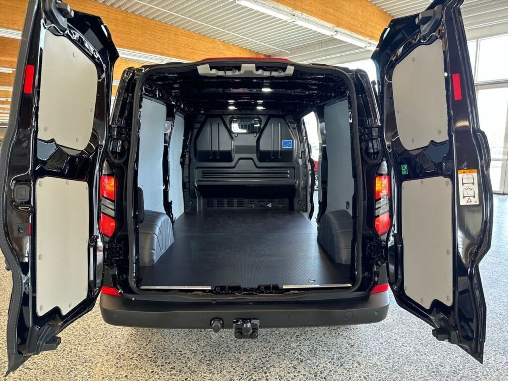 Ford Transit Custom 2026 Agate Black