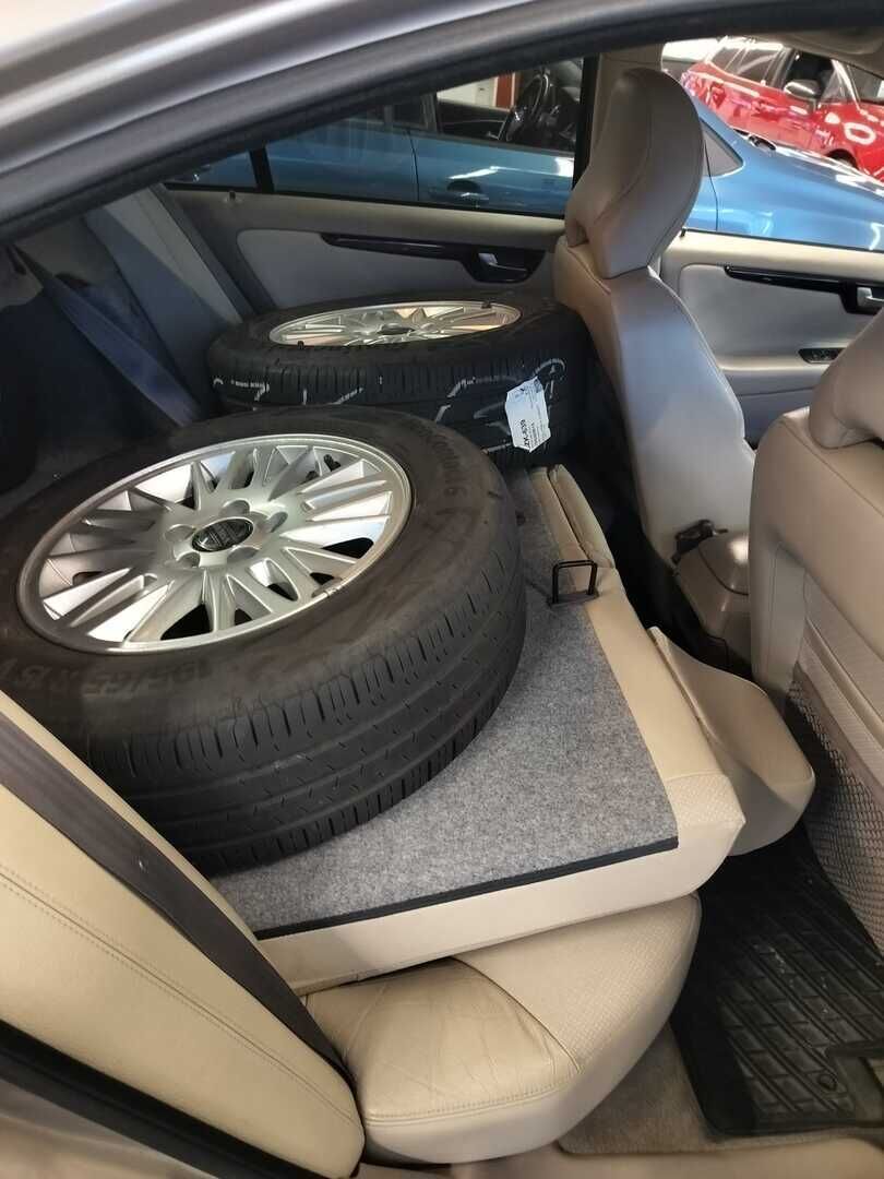 Volvo S60 2002 Ruskea (beige)