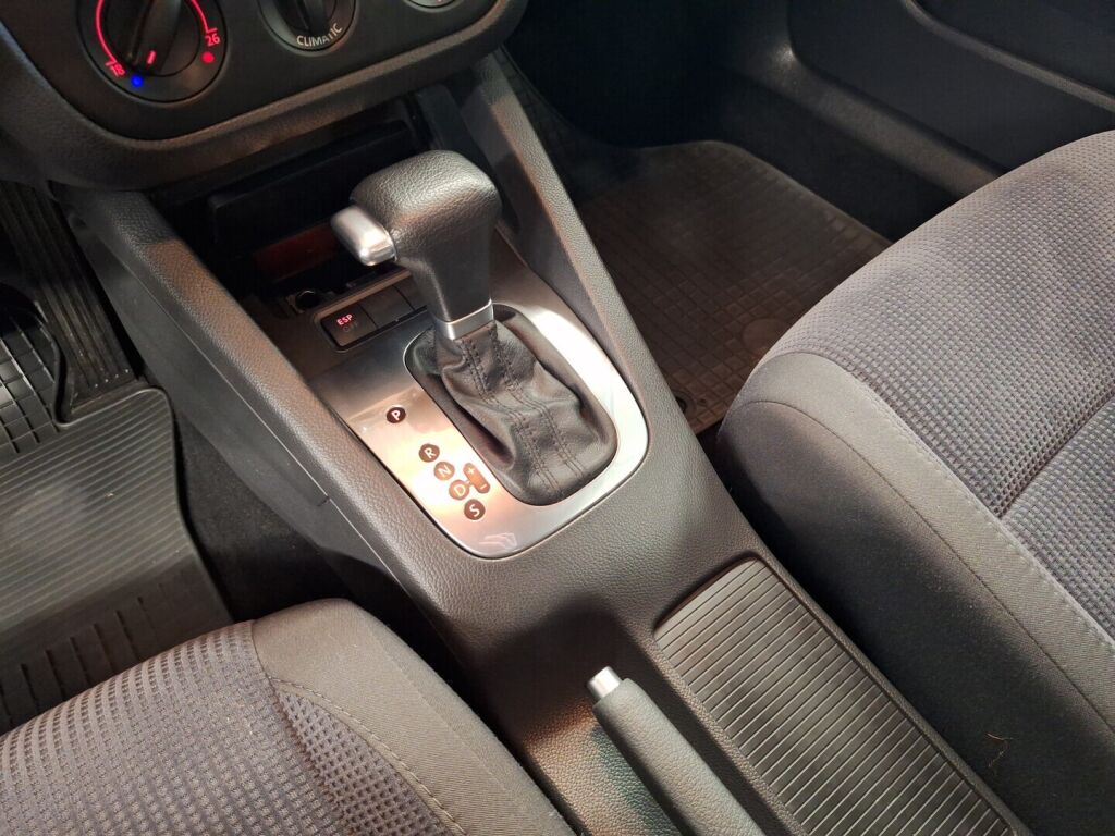 Volkswagen Jetta 2008 Musta