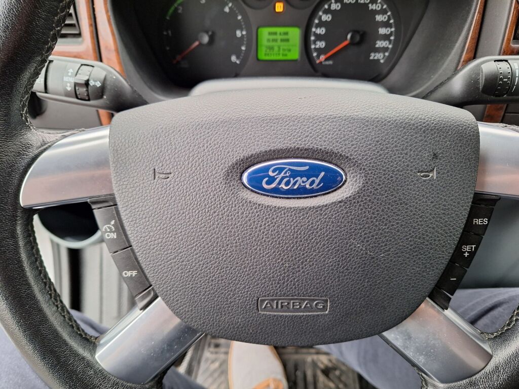 Ford Sirio 595 P 2007 Valkoinen