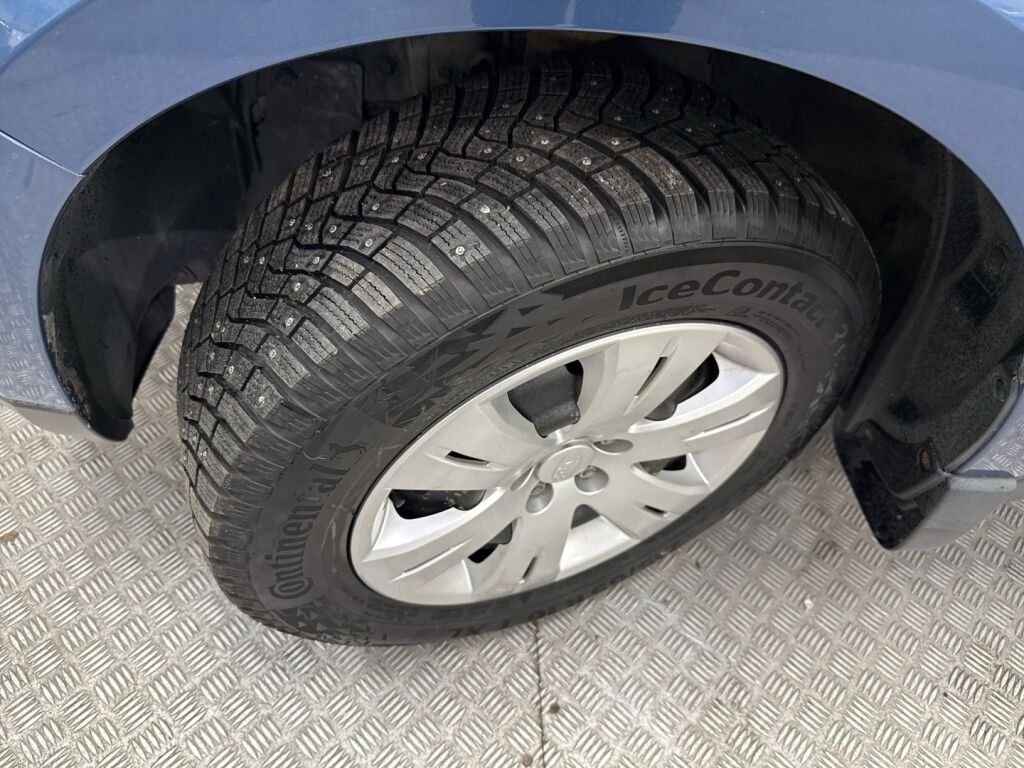 Subaru Forester 2009 Sininen