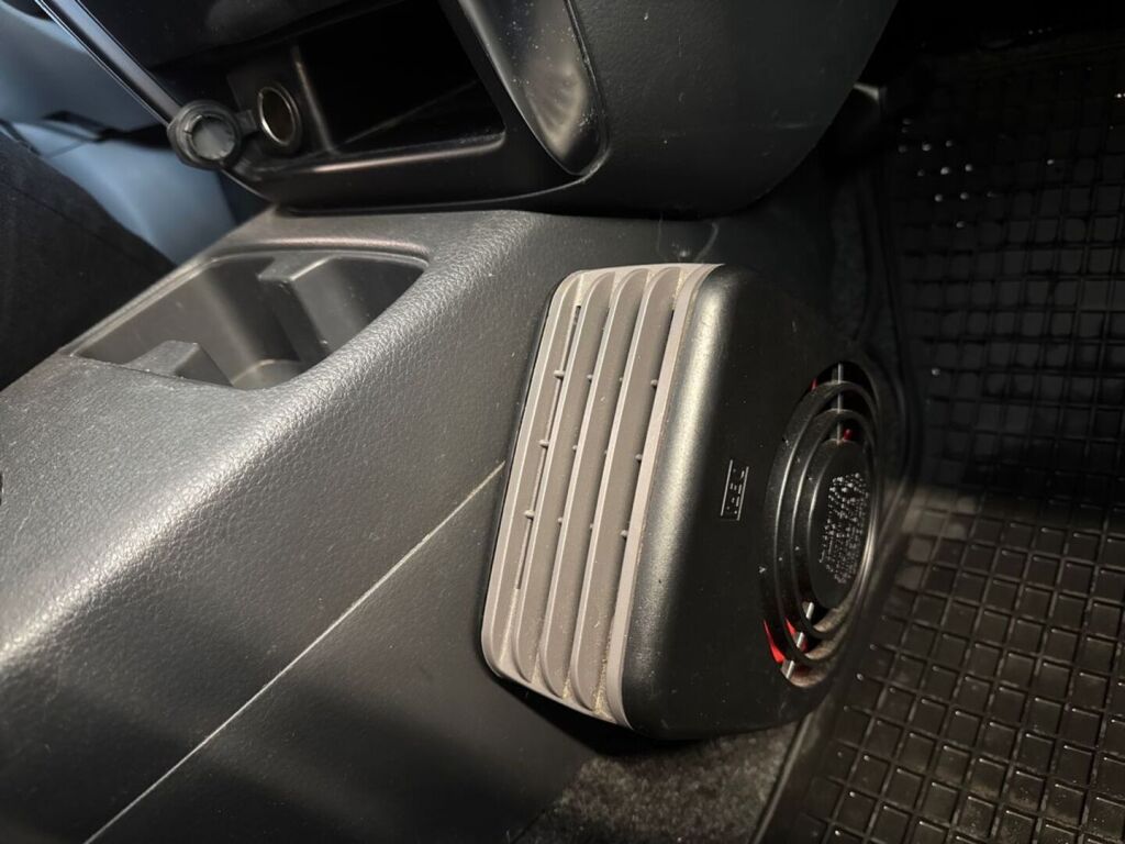 Suzuki SX4 2010 Oranssi