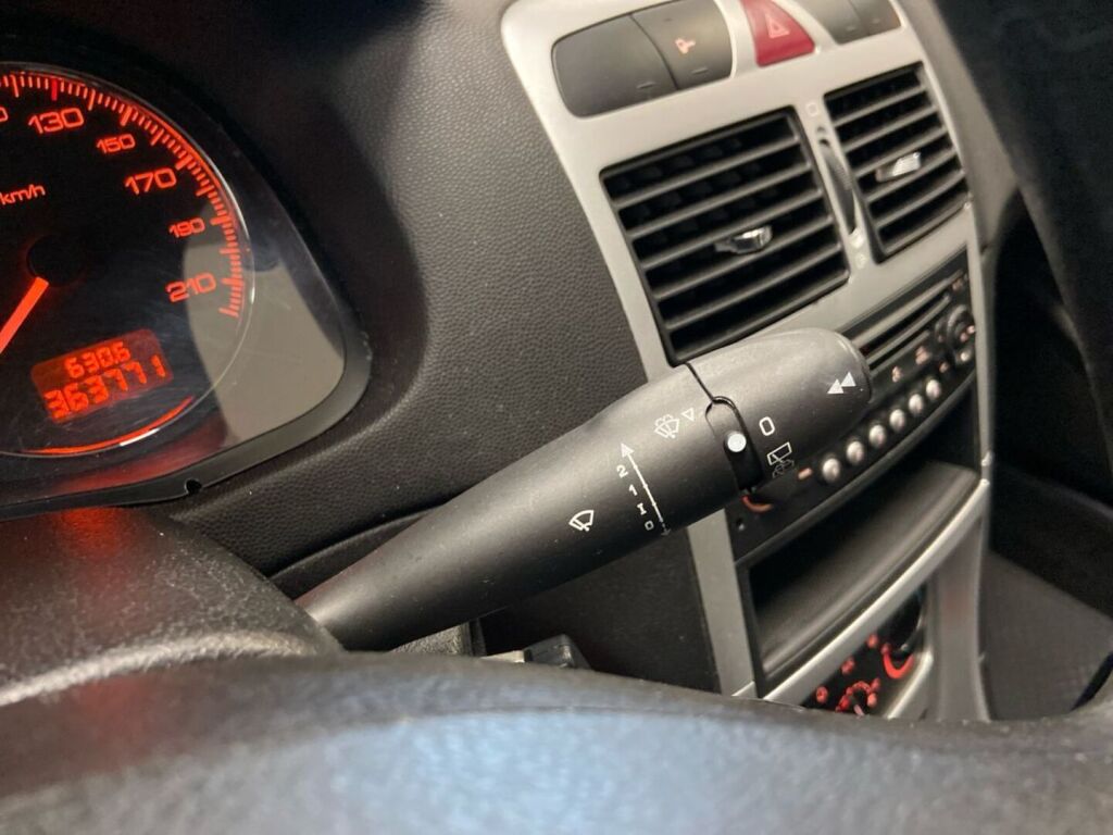 Peugeot 307 2008 Harmaa