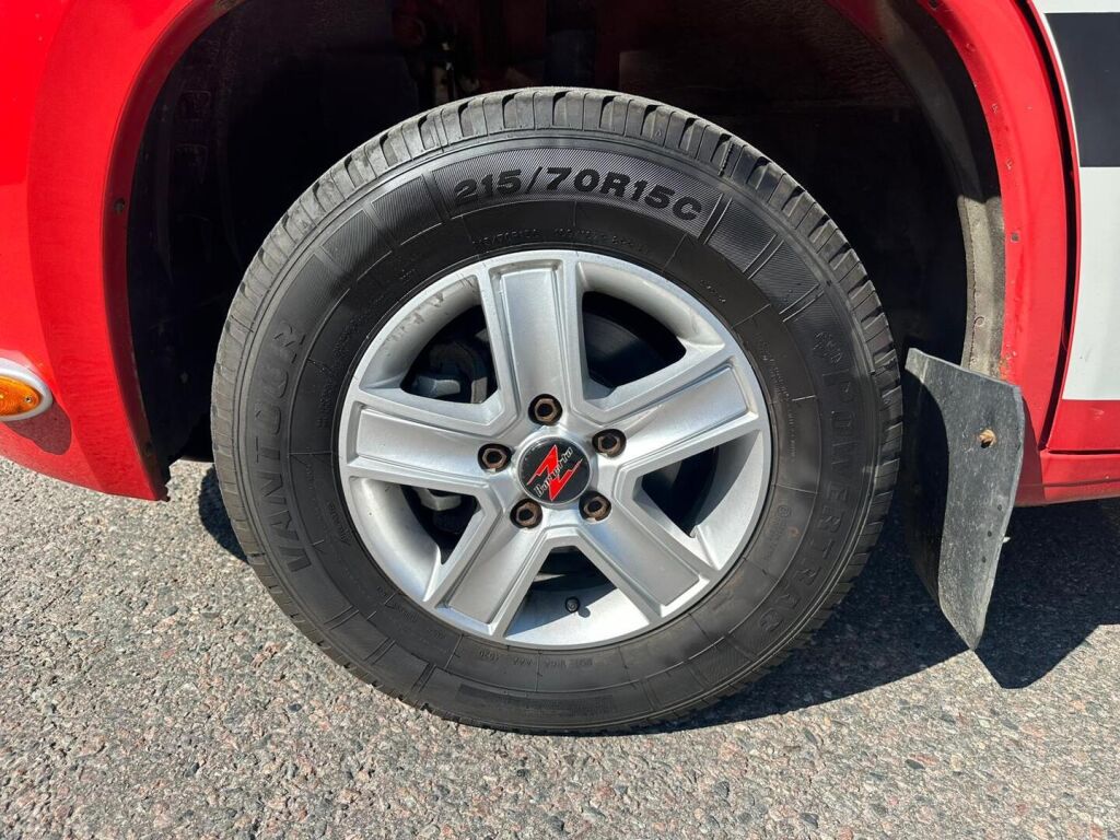 Dethleffs Globebus T 002 2007 Valkoinen