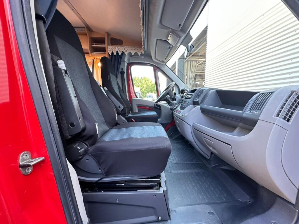 Dethleffs Globebus T 002 2007 Valkoinen