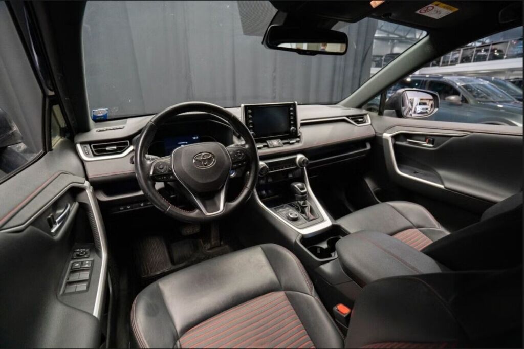 Toyota RAV4 Plug-in 2020 