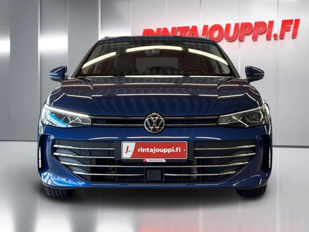 Volkswagen Passat 2024 Sininen