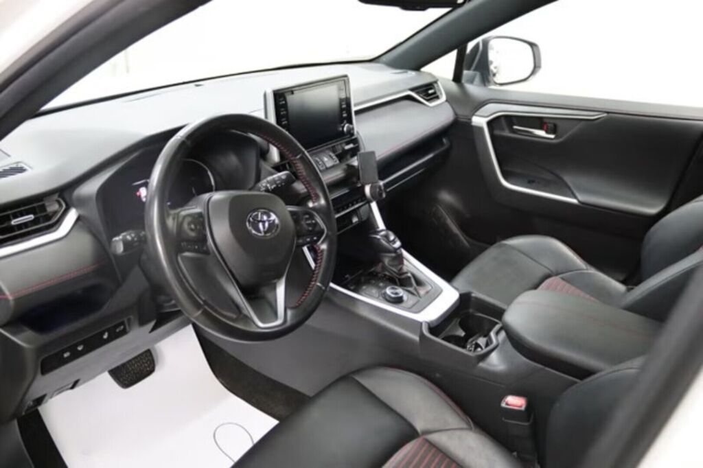 Toyota RAV4 Plug-in 2021 