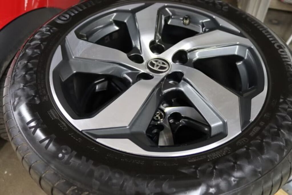 Toyota RAV4 Plug-in 2021 