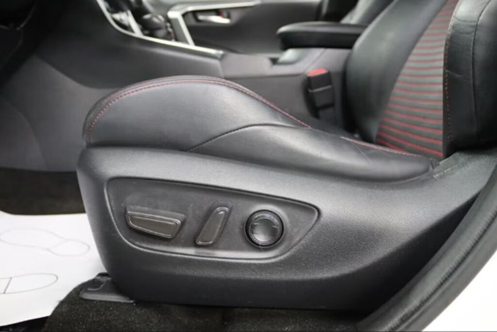 Toyota RAV4 Plug-in 2021 