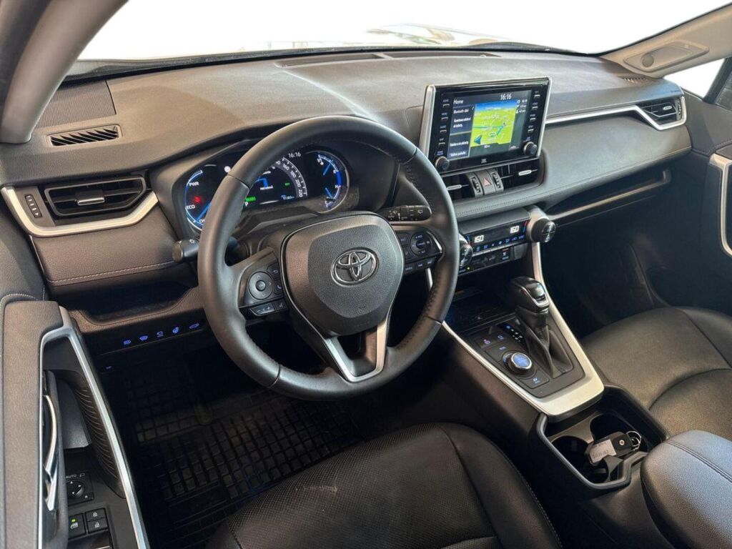 Toyota RAV4 2021 