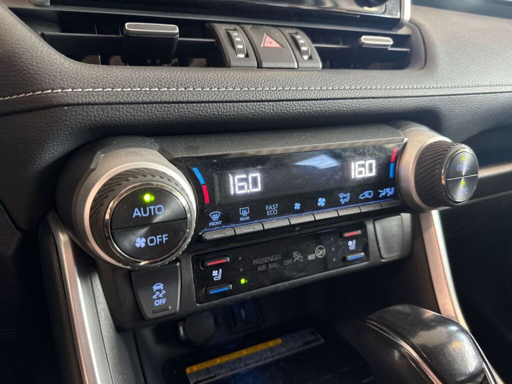 Toyota RAV4 2021 