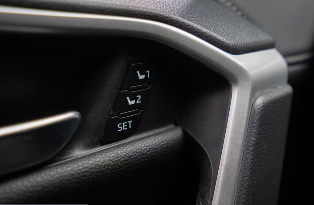 Toyota RAV4 2021 