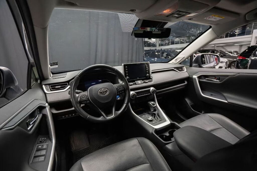 Toyota RAV4 2021 