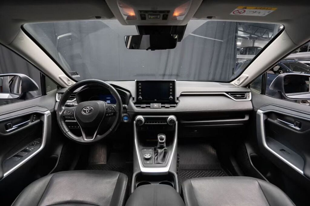 Toyota RAV4 2021 