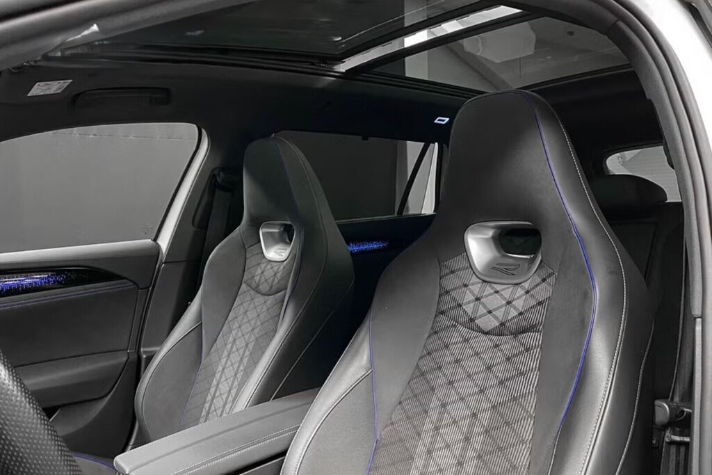 Volkswagen Passat 2025 