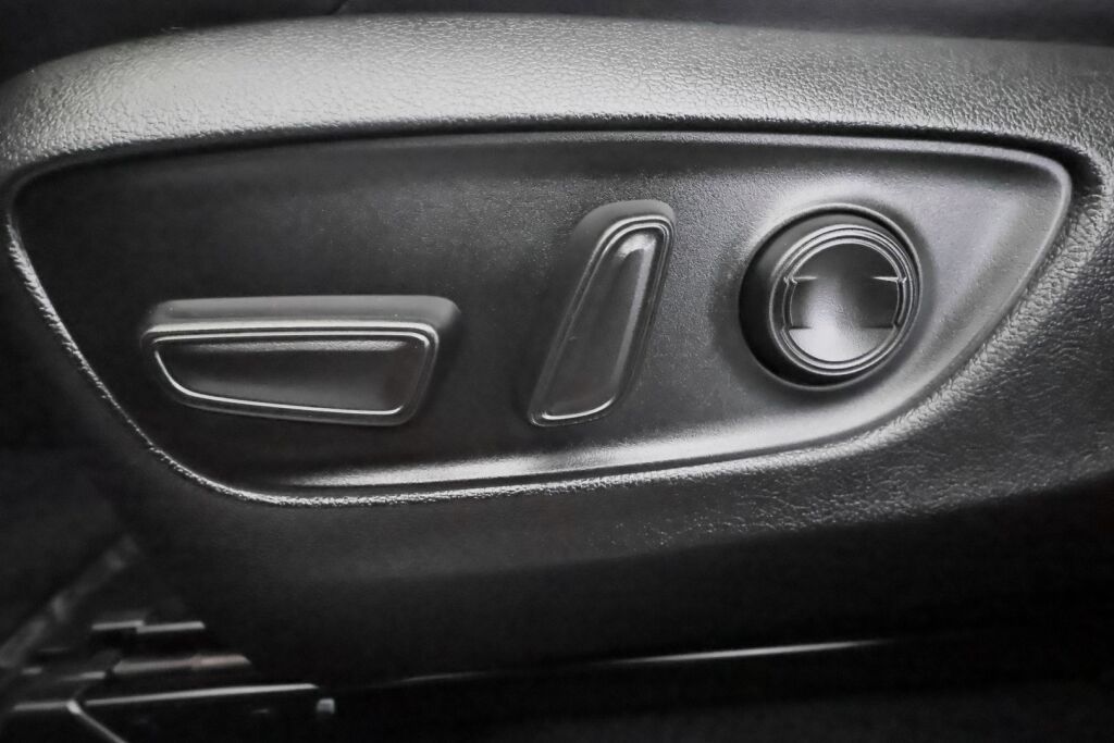 Toyota RAV4 Plug-in 2021 