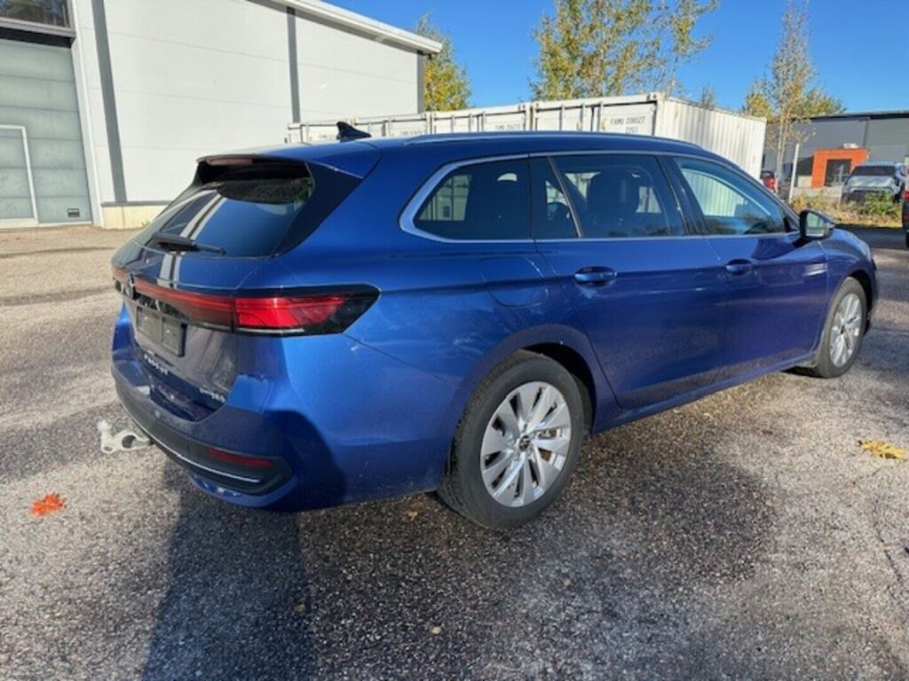 Volkswagen Passat 2025, bild 6/13