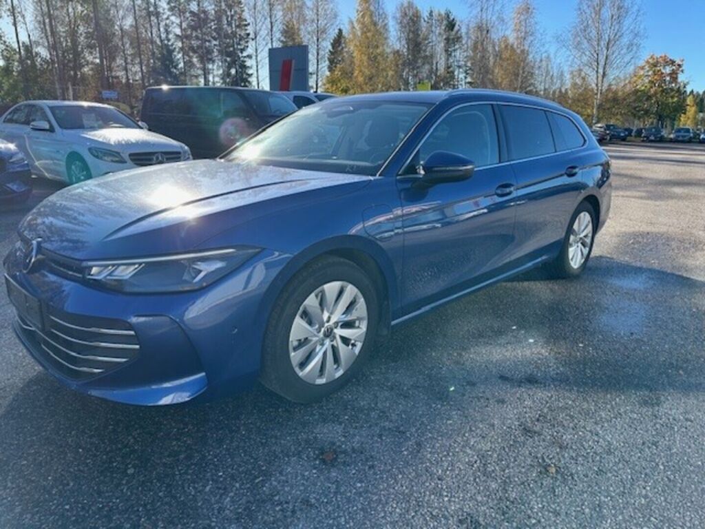 Volkswagen Passat 2025, bild 4/13
