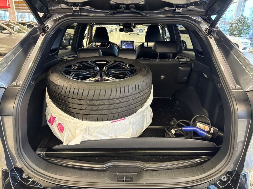 Toyota RAV4 Plug-in 2021 Harmaa