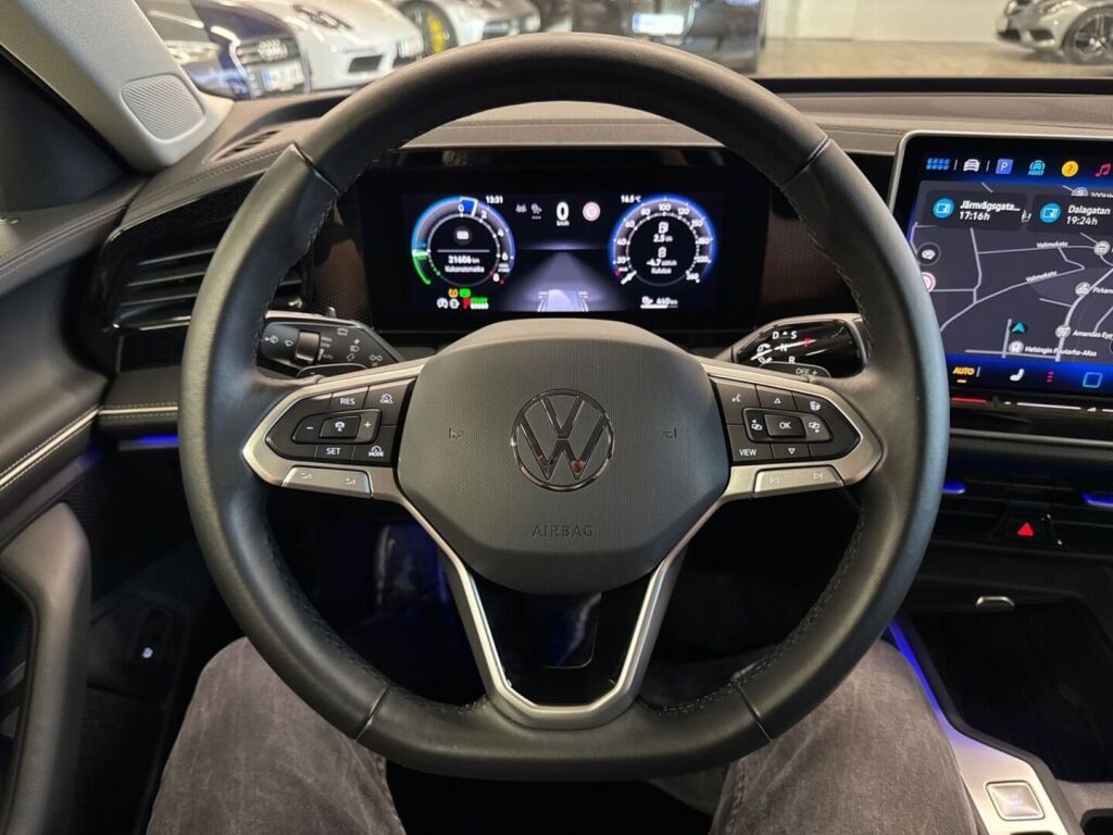 Volkswagen PASSAT 2025 Sininen