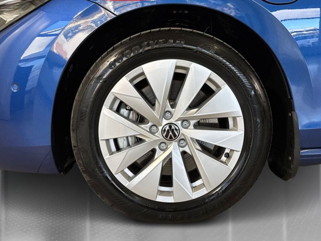 Volkswagen PASSAT 2025 Sininen