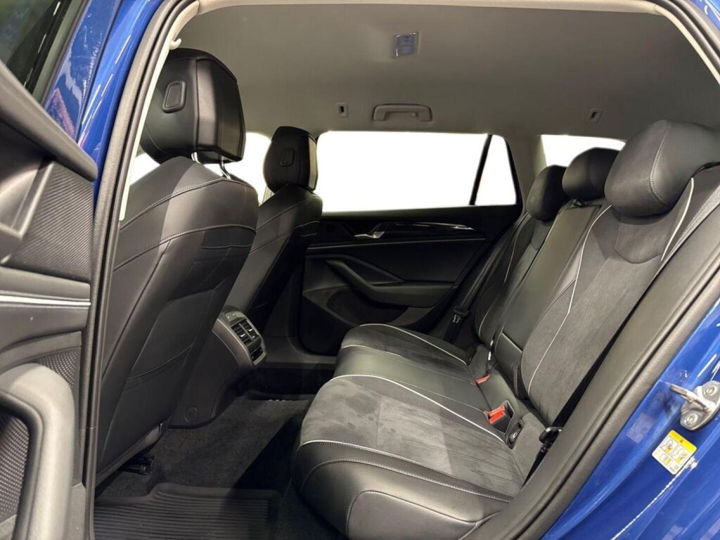 Volkswagen PASSAT 2025 6