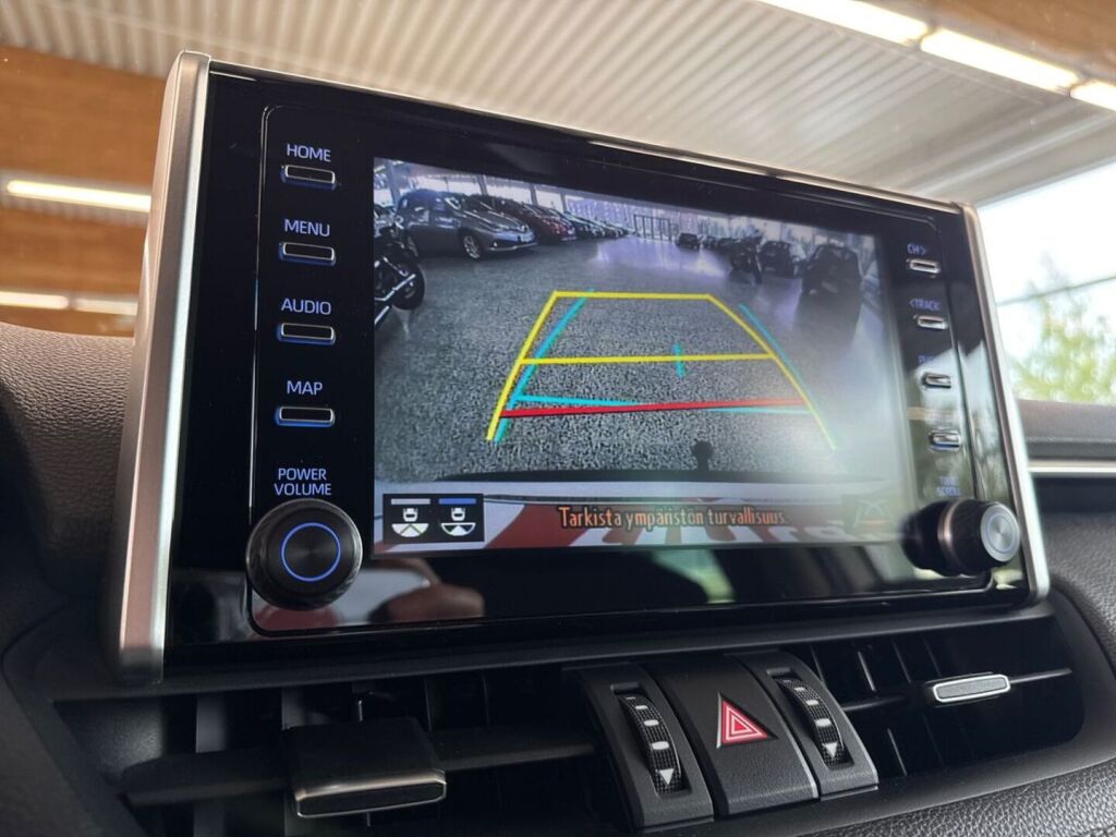 Toyota RAV4 2022 Valkoinen