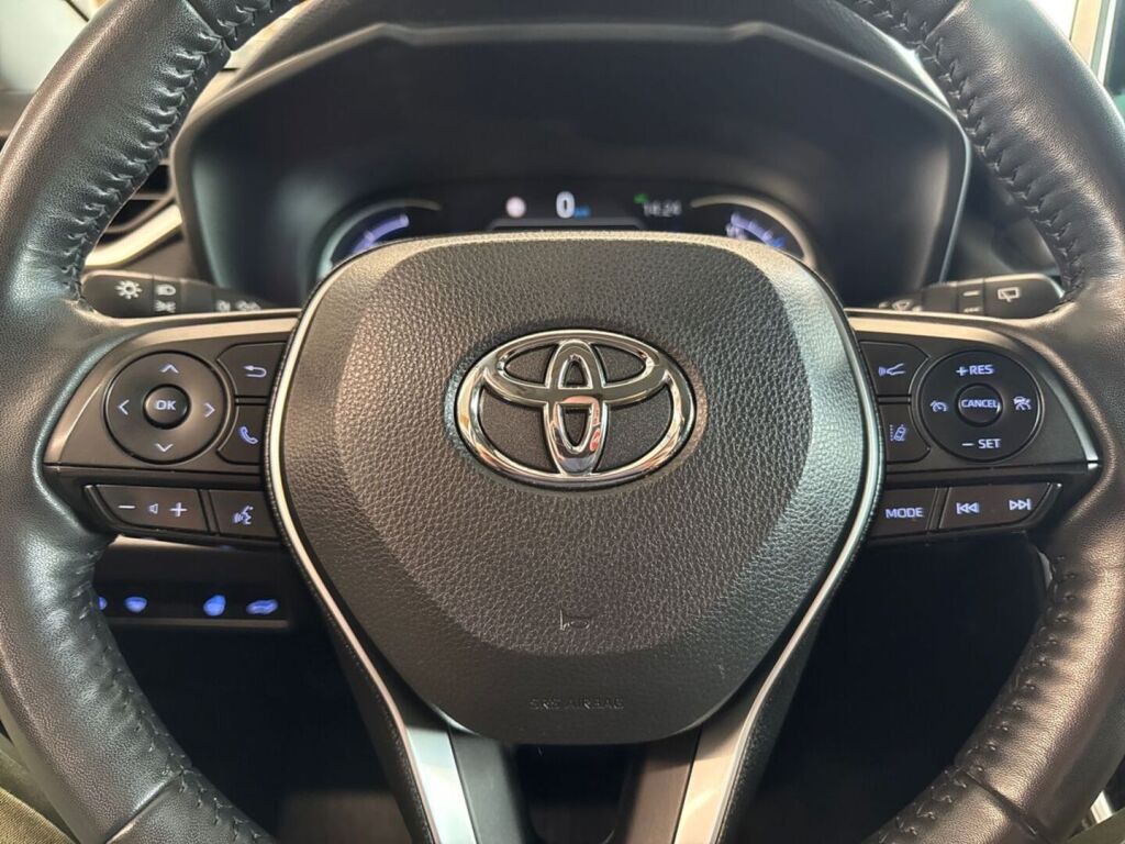 Toyota RAV4 2022 Valkoinen