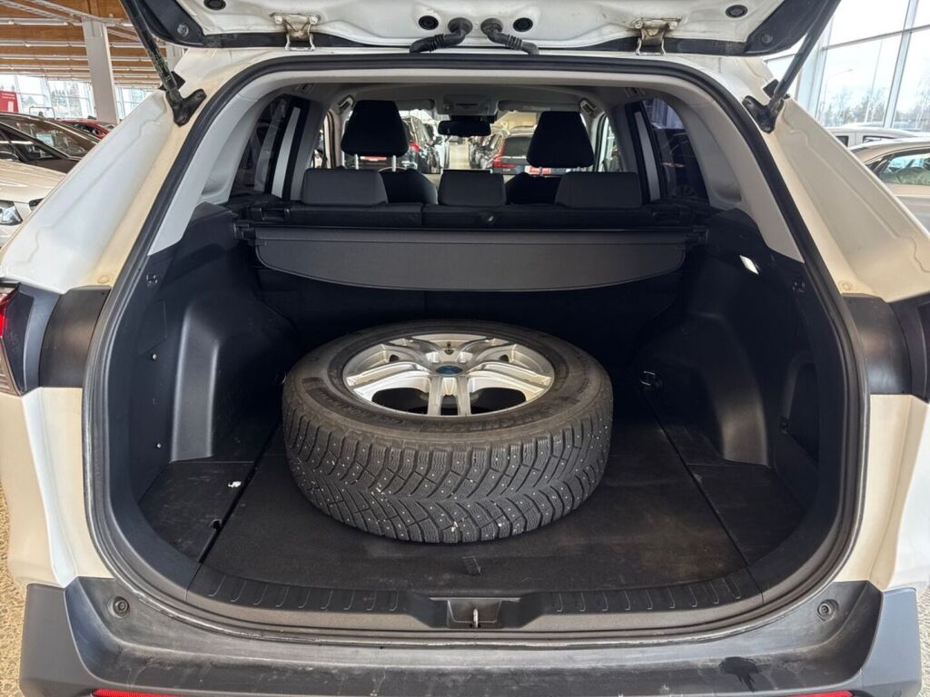 Toyota RAV4 2022 Valkoinen