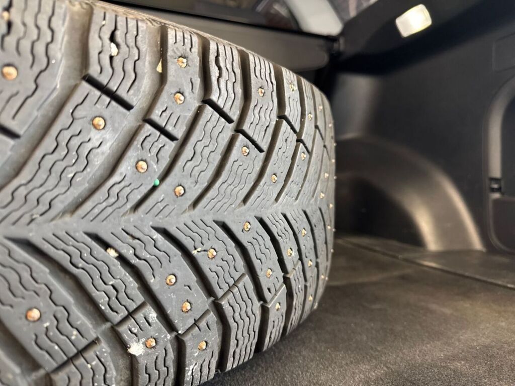 Toyota RAV4 2022 Valkoinen