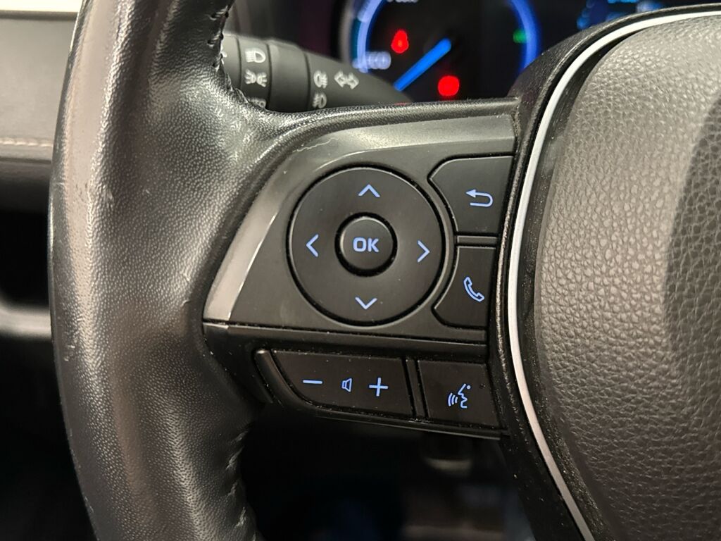 Toyota RAV4 2022 Valkoinen