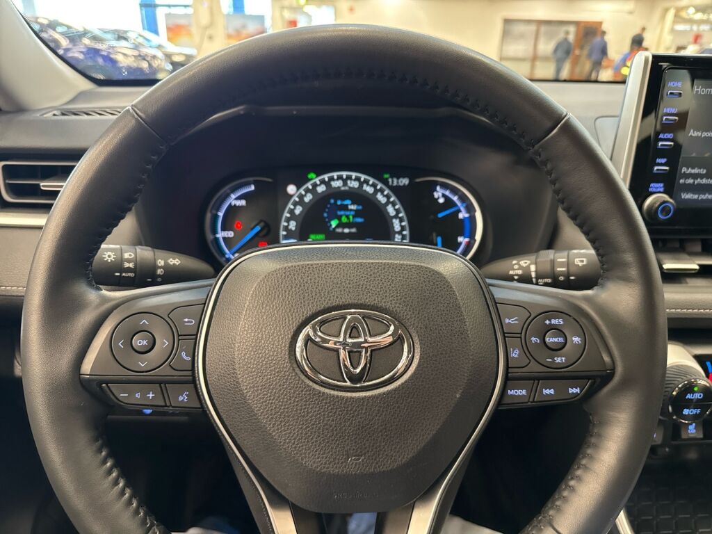 Toyota RAV4 2022 Valkoinen