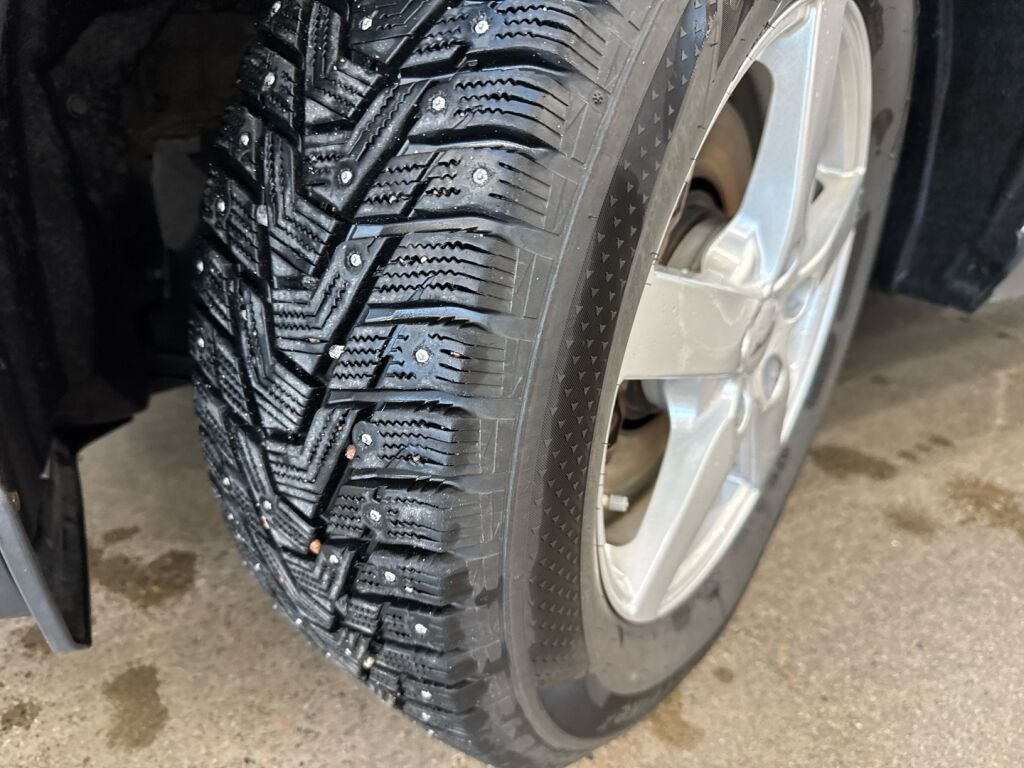 Toyota RAV4 2022 Valkoinen