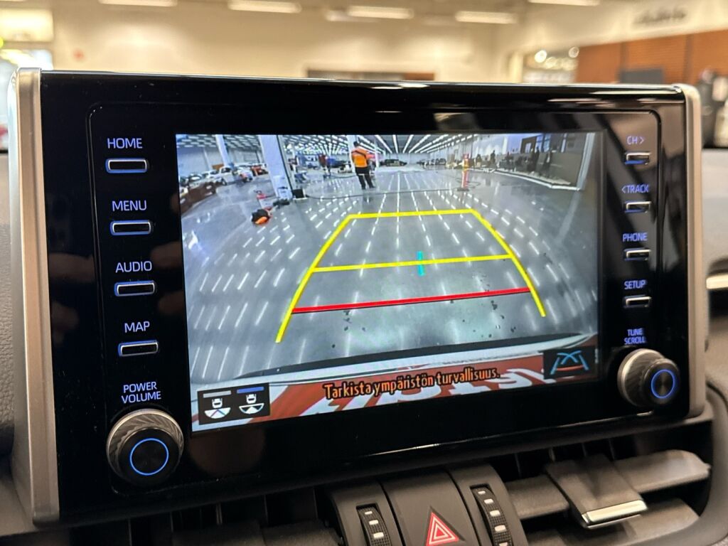 Toyota RAV4 2022 Valkoinen