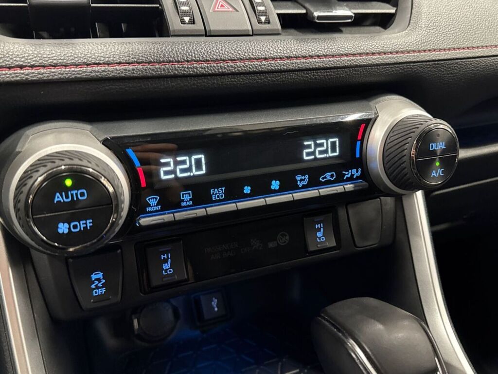 Toyota RAV4 Plug-in 2022 