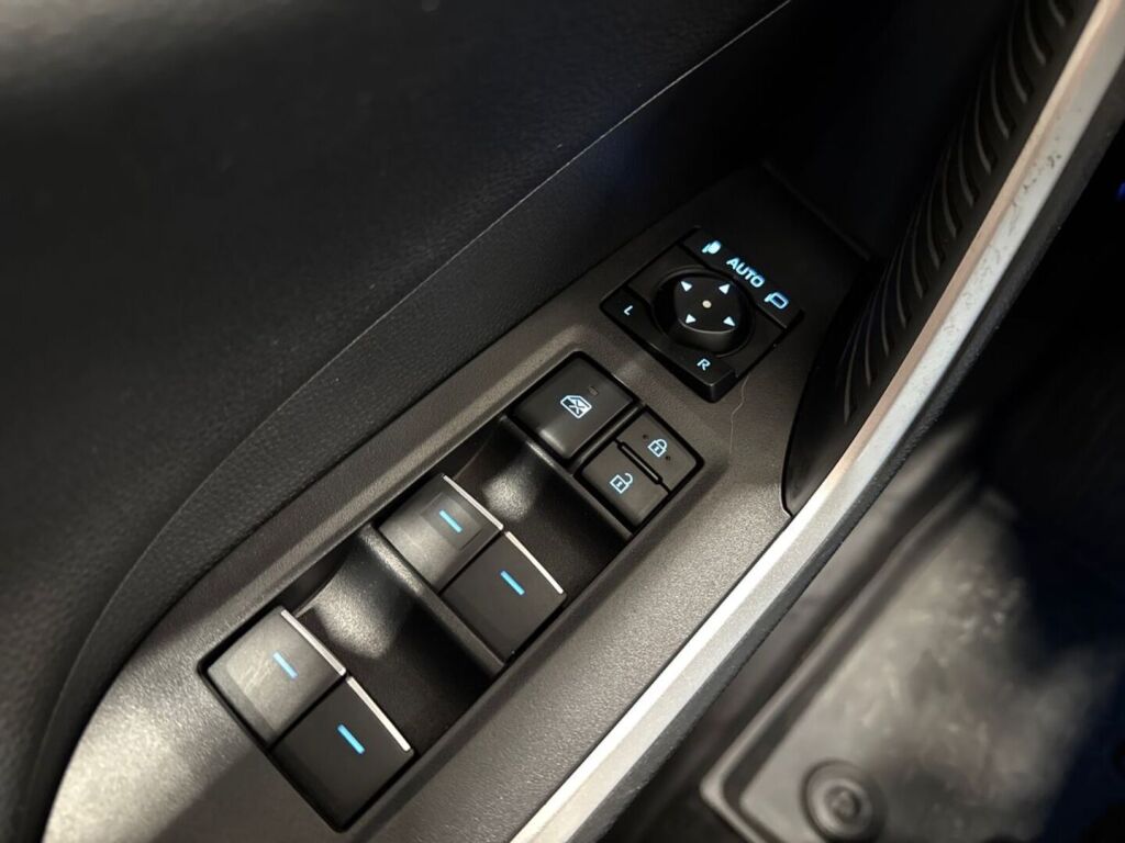 Toyota RAV4 Plug-in 2022 