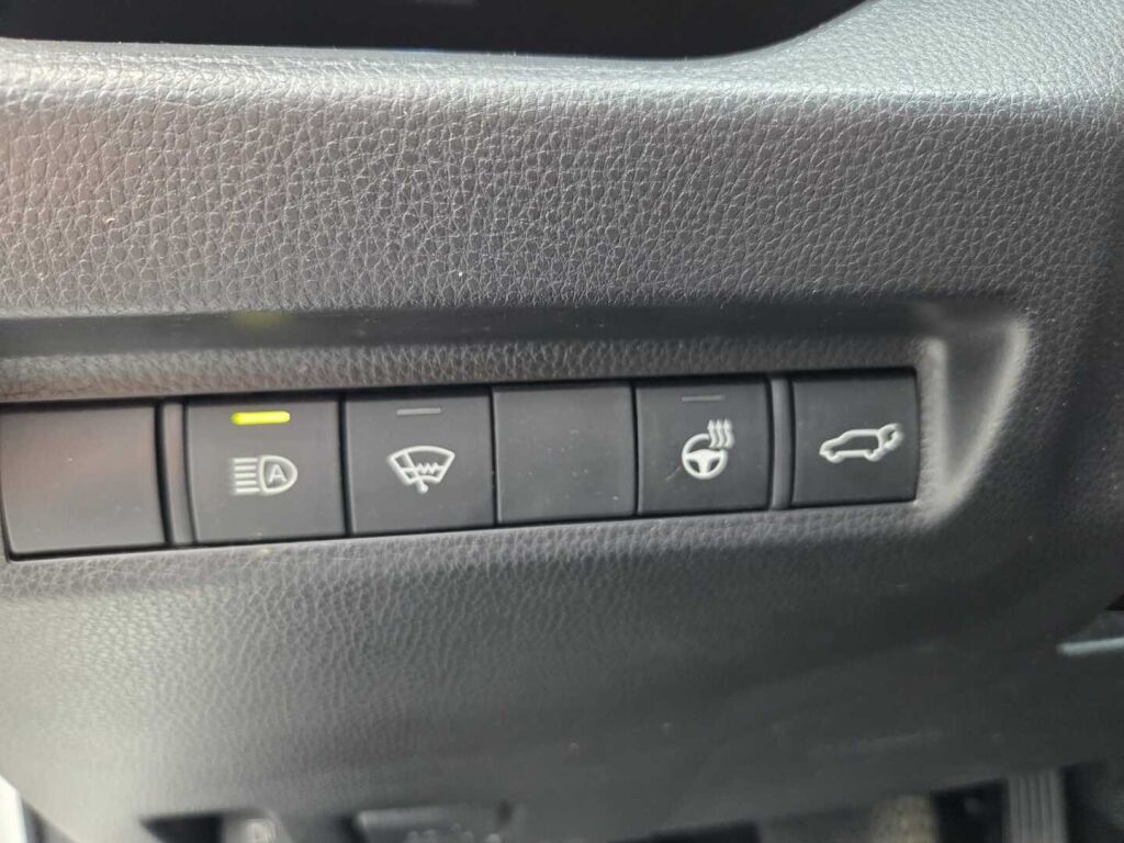 Toyota RAV4 Plug-in 2022 Valkoinen