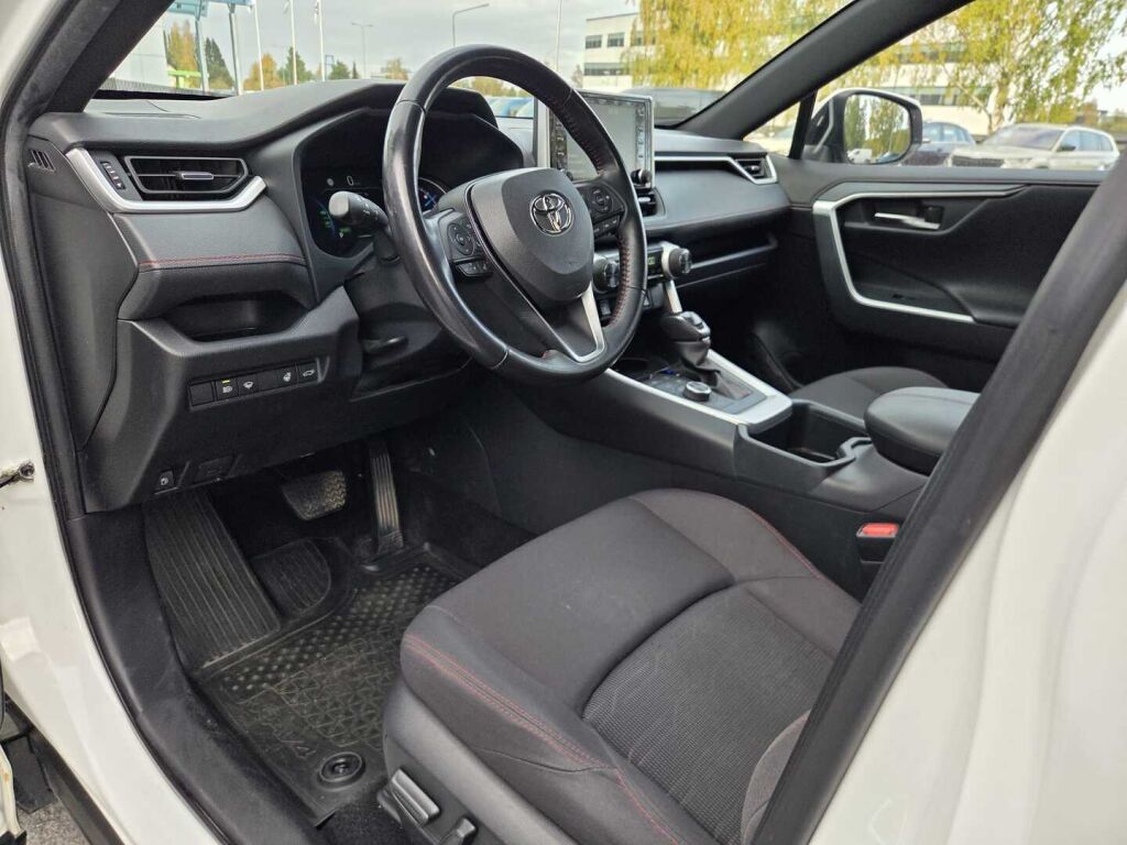 Toyota RAV4 Plug-in 2022 Valkoinen