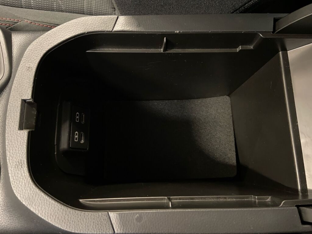 Toyota RAV4 Plug-in 2022 