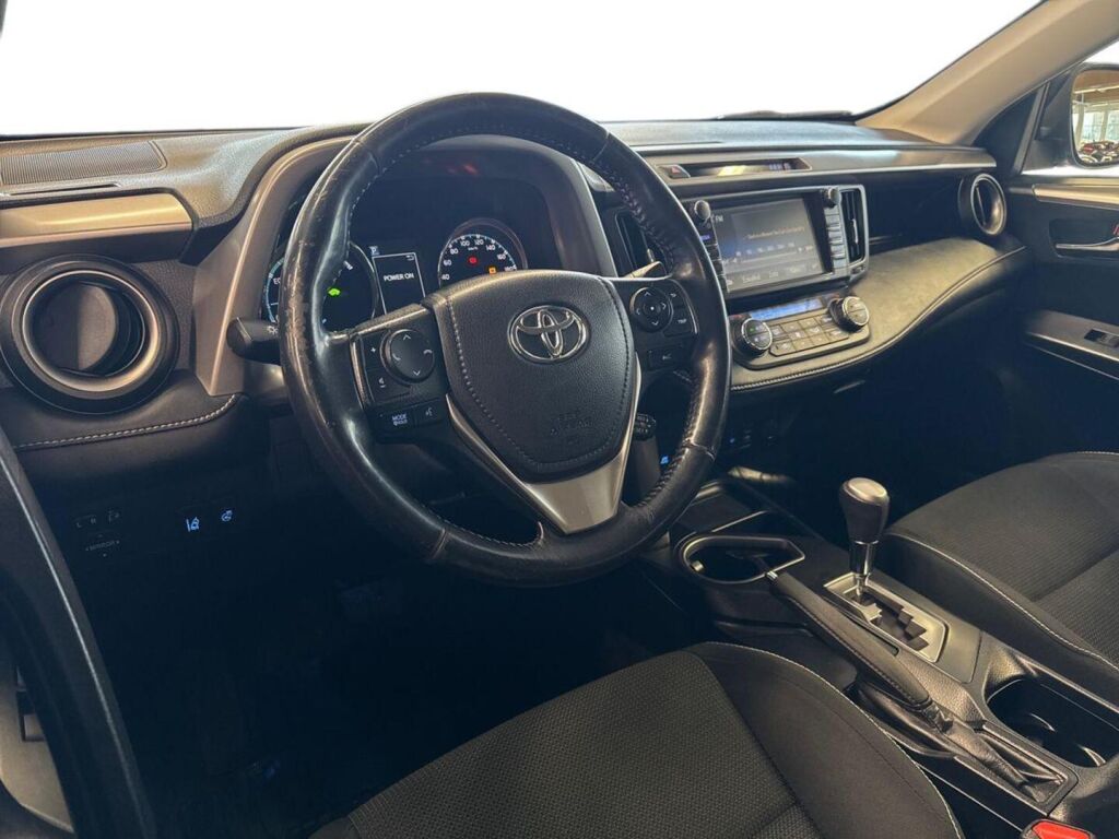 Toyota RAV4 2017 Harmaa