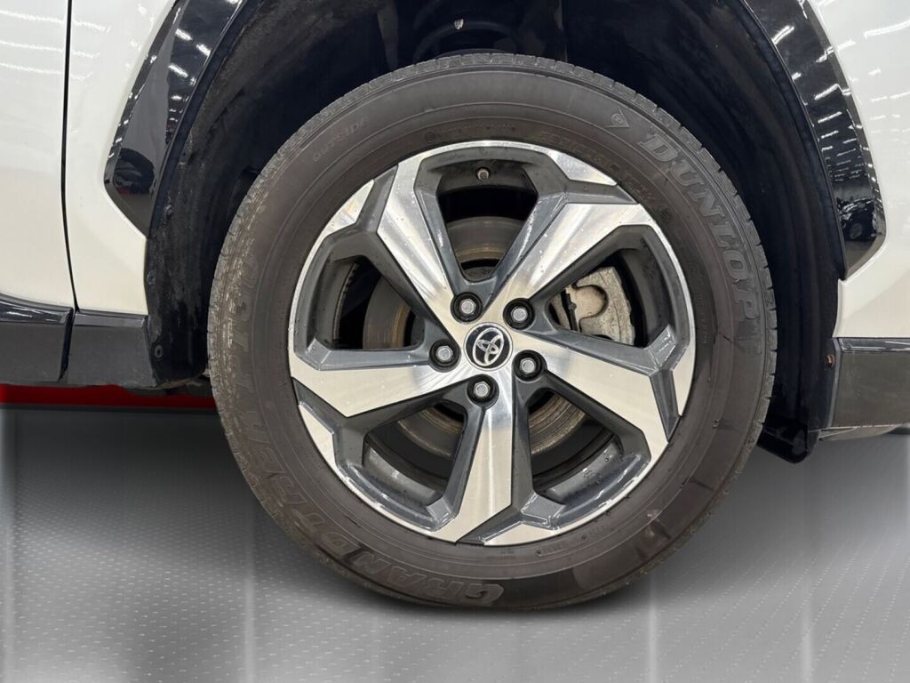 Toyota RAV4 Plug-in 2024 met.valkoinen