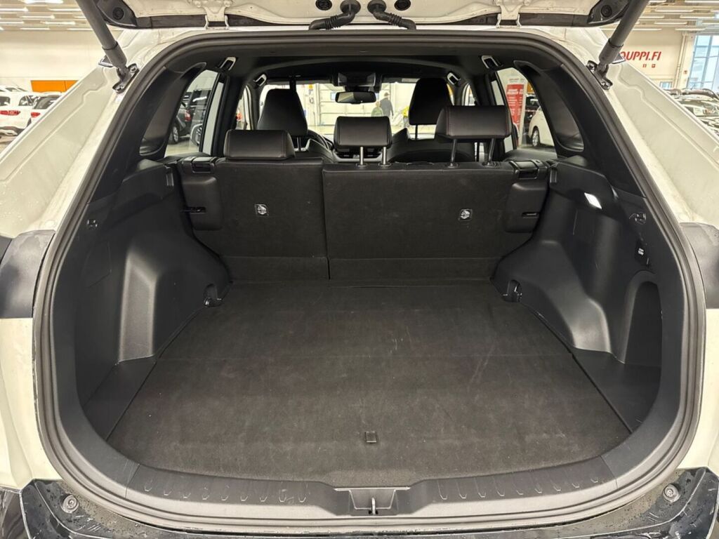 Toyota RAV4 Plug-in 2024 met.valkoinen
